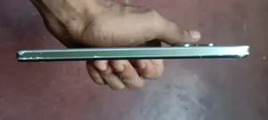 ভীভো ওয়াই ১৬ ৬৪ জিবি গোল্ড