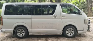 টয়োটা টয়োএন্ড ২০০৭ সিলভার