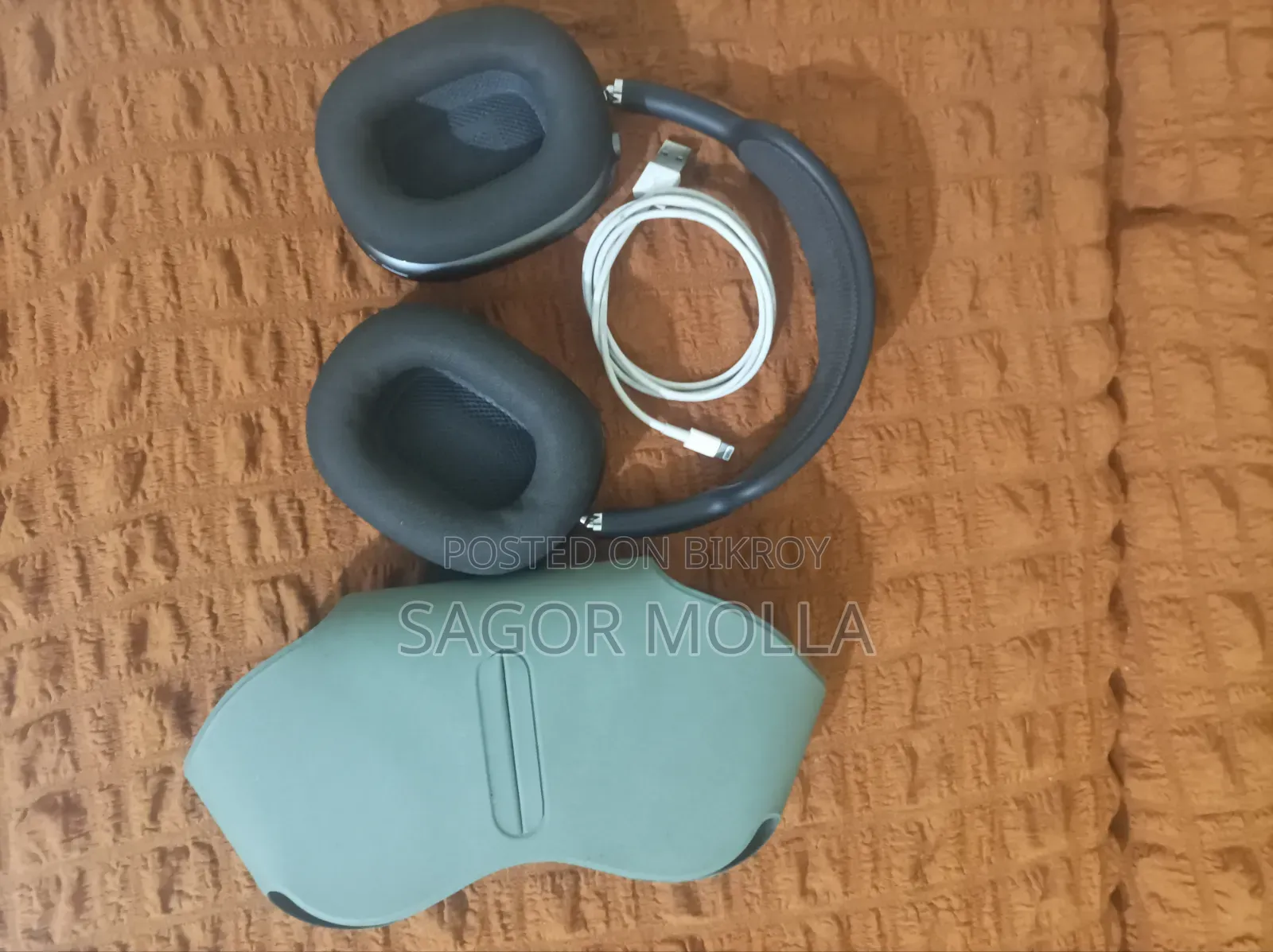 Airpods Max Gan-1