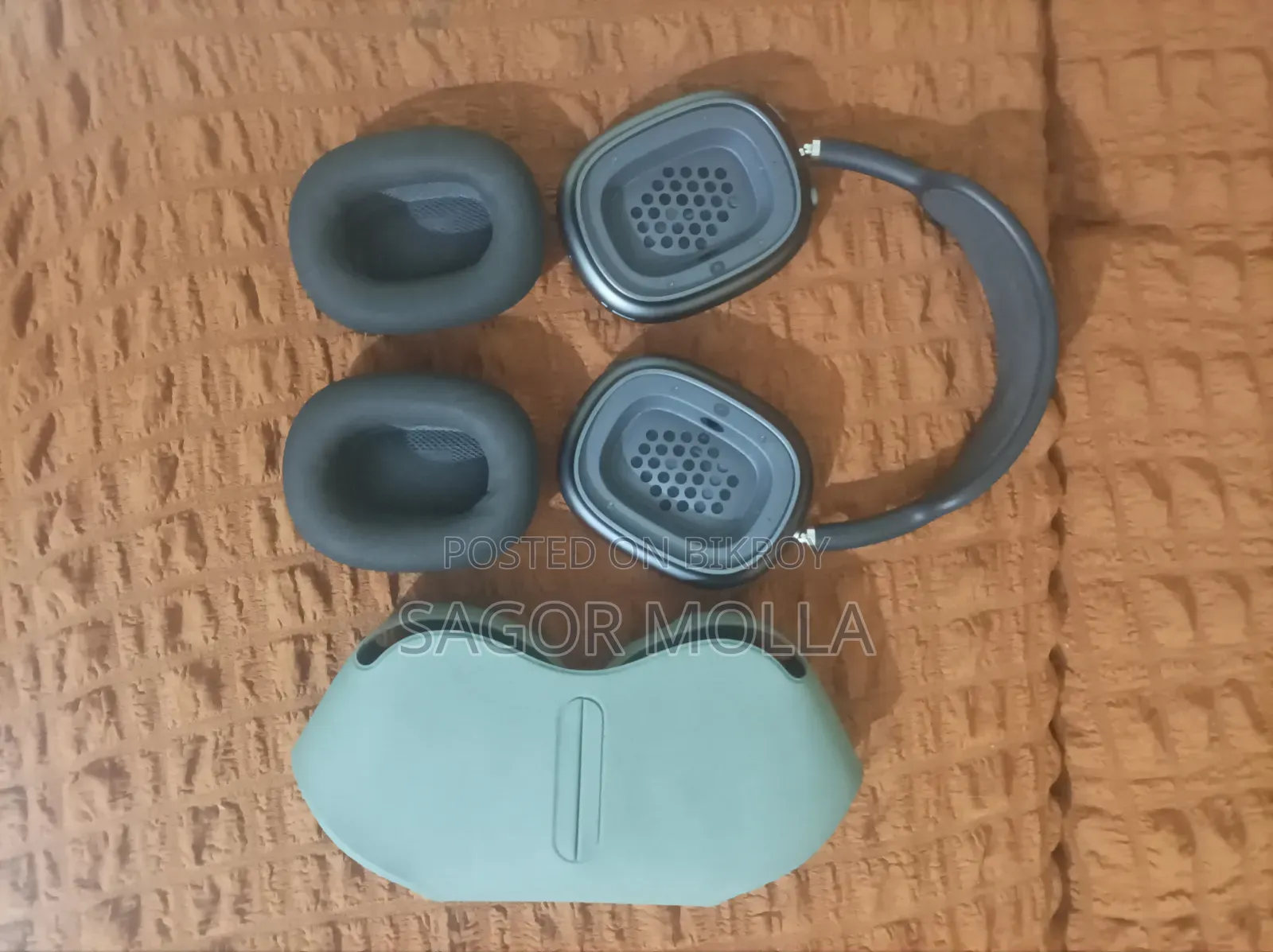 Airpods Max Gan-1