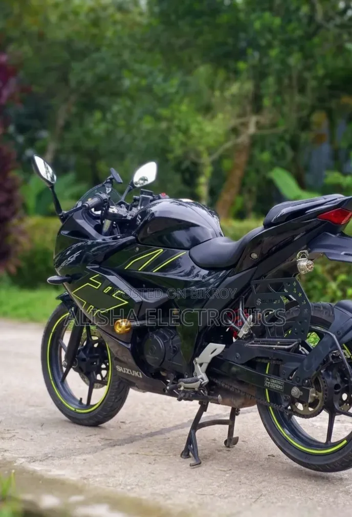 Suzuki Gixxer SF 2023 Black