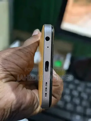 ইনফিনিক্স হট ৩০আই ১২৮ জিবি কমলা