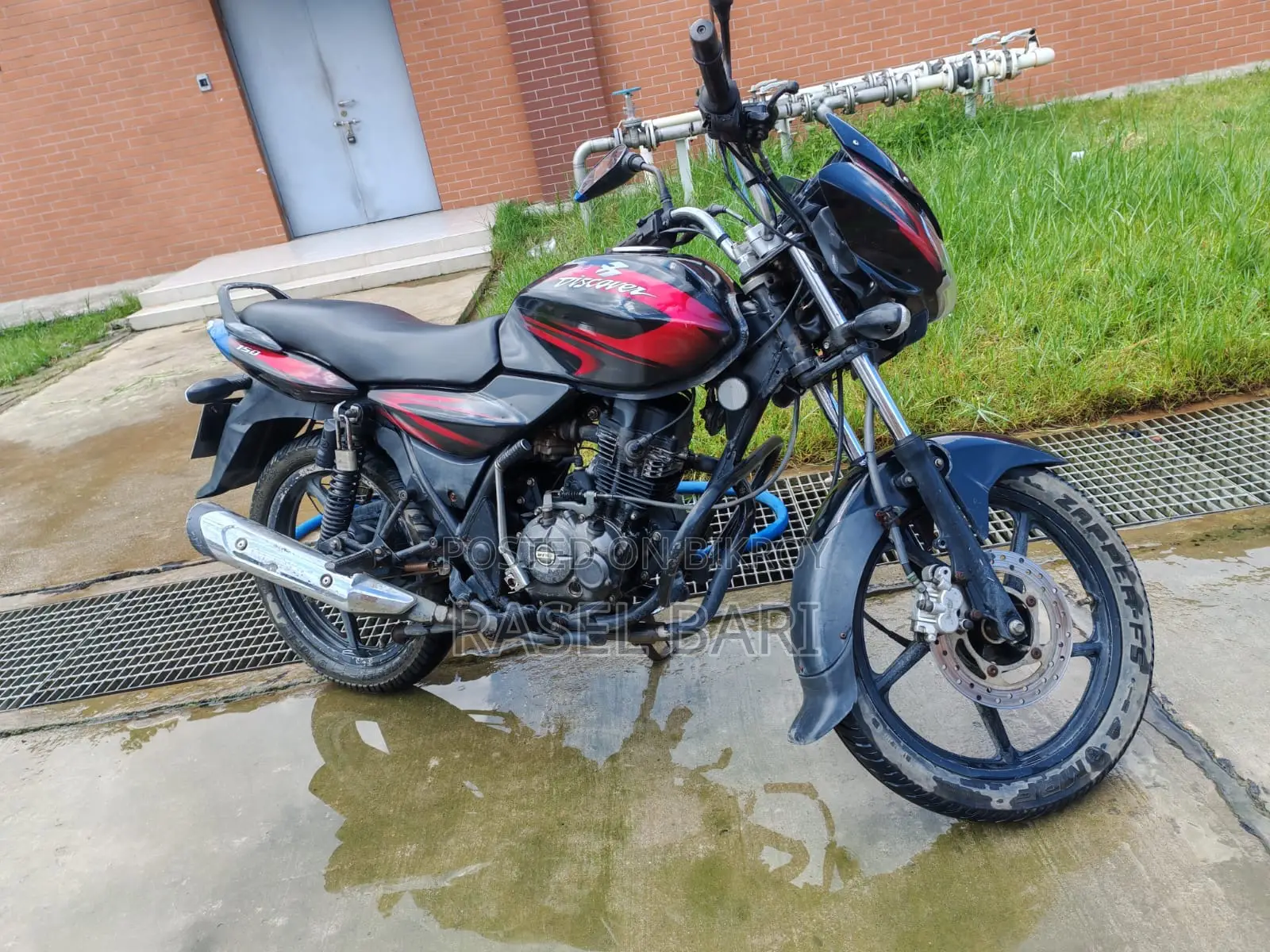 Bajaj Discover 150 2012 Red