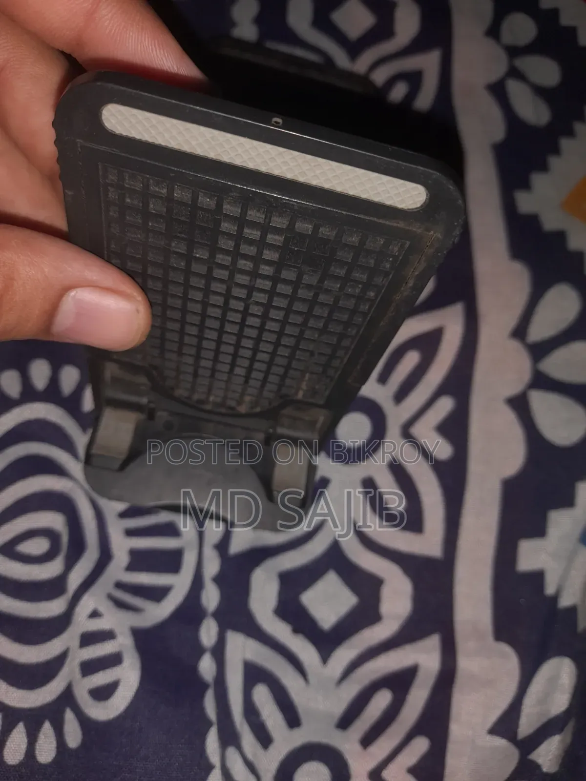 ফোন রাখার স্ট্যান্ড
