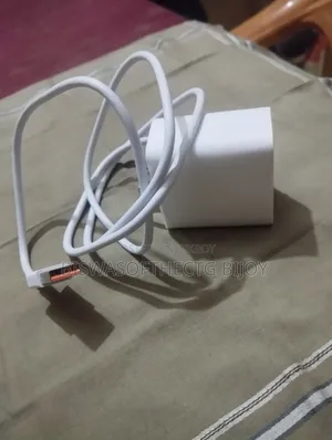 Huawei Pura 70 Phone Box Charger Authentic,