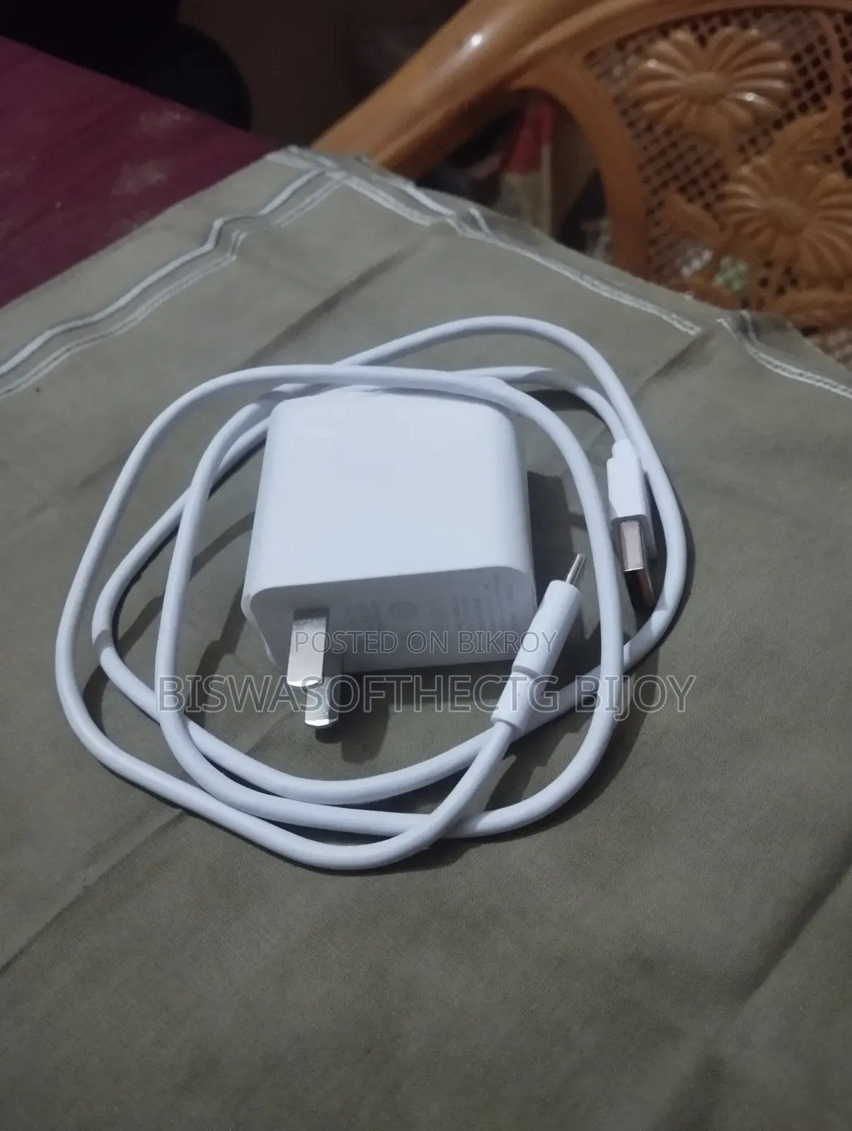 Huawei Pura 70 Phone Box Charger Authentic,