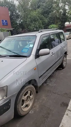 টয়োটা সাক্সিড ২০০৩ সিলভার