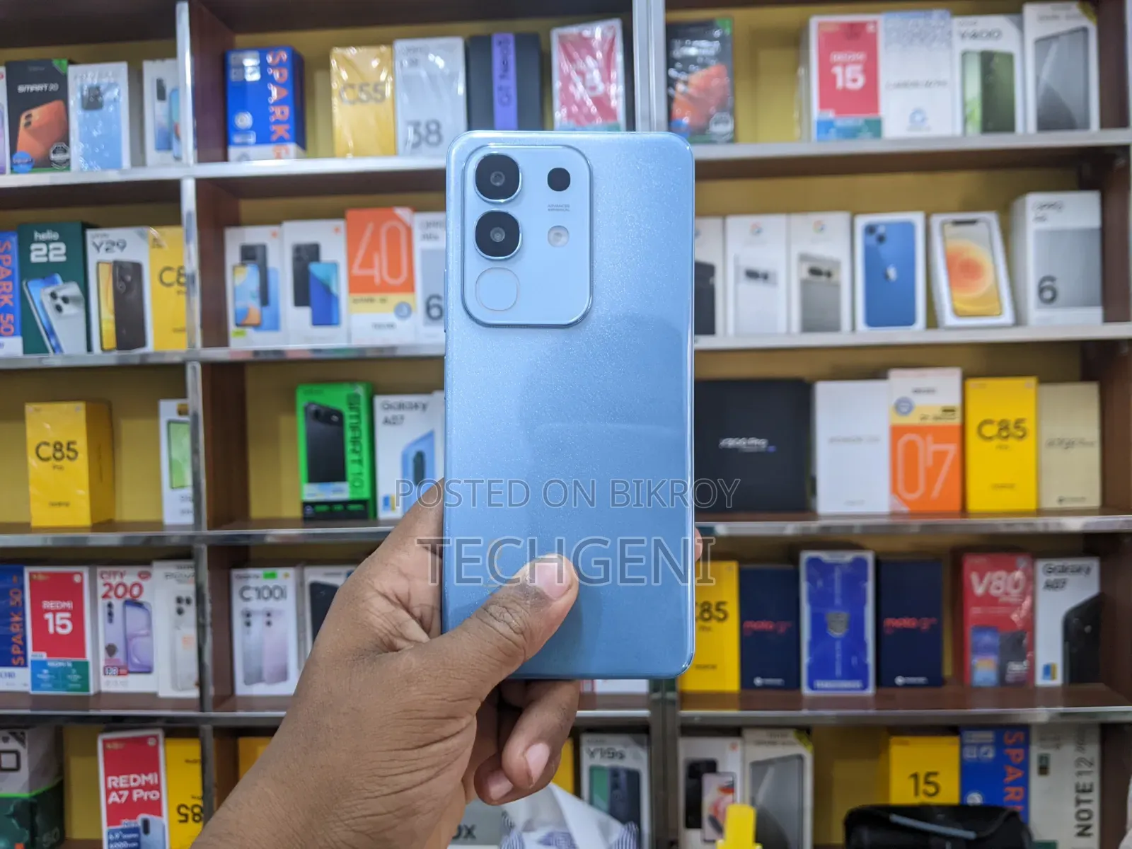 Vivo T4x 128 GB White