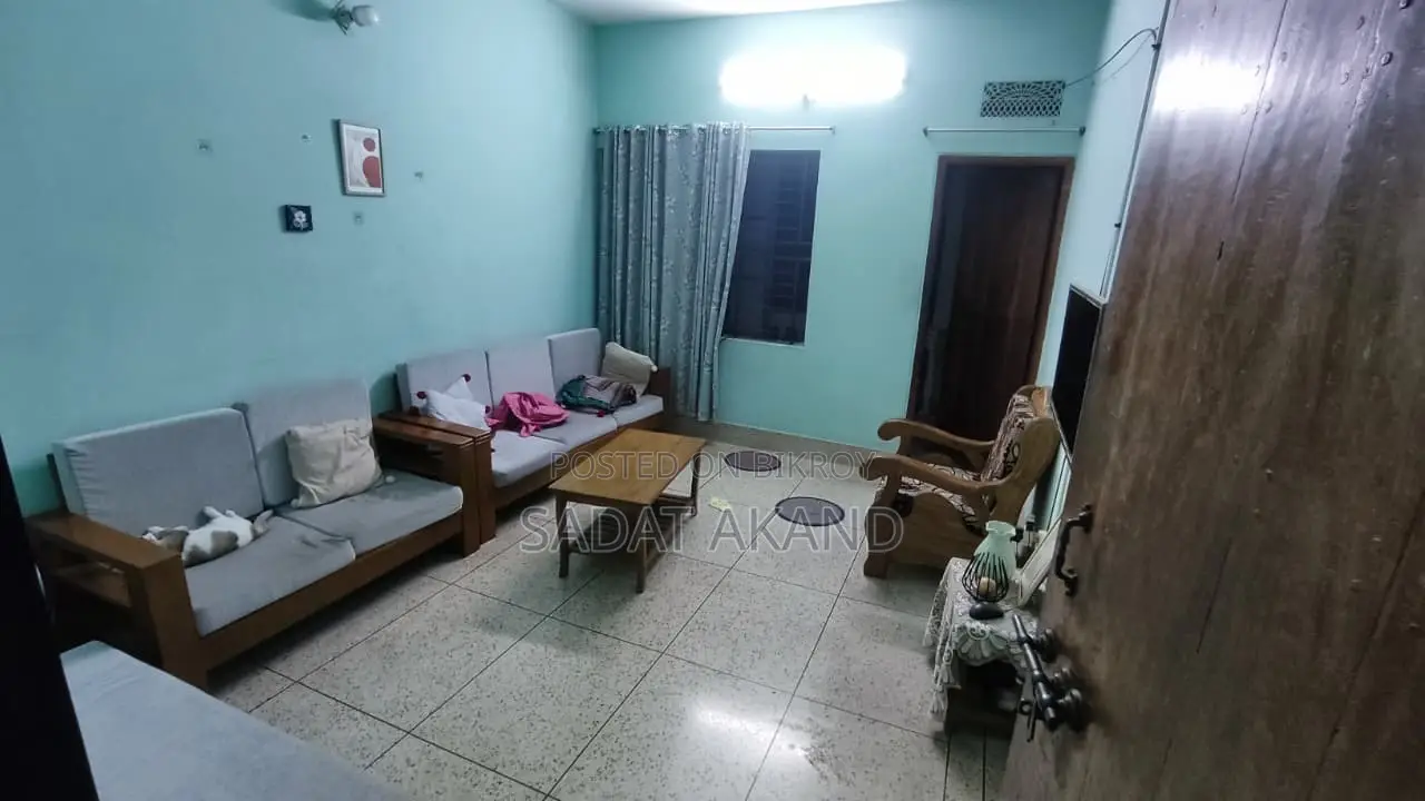 3 Bedroom Apartment in Nakkhattra, Khilgaon for rent
