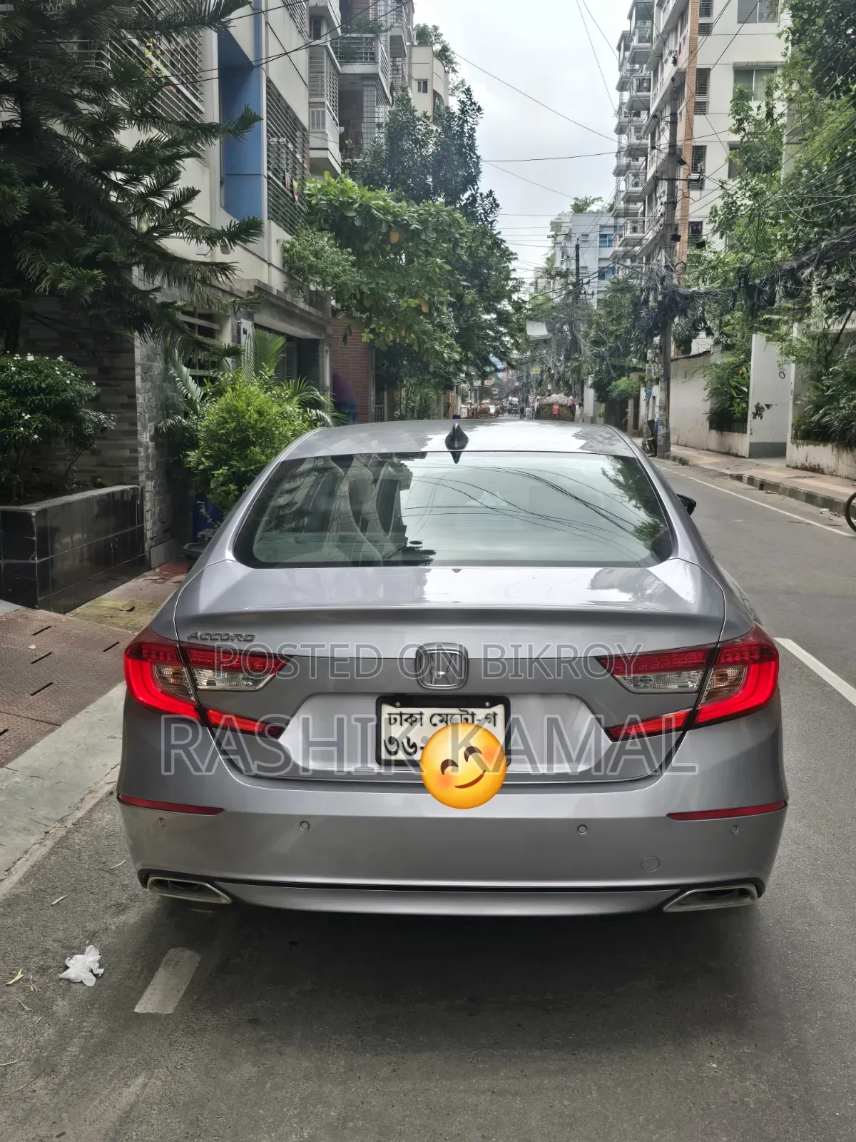 হোন্ডা একর্ড ২০২১ রূপালী