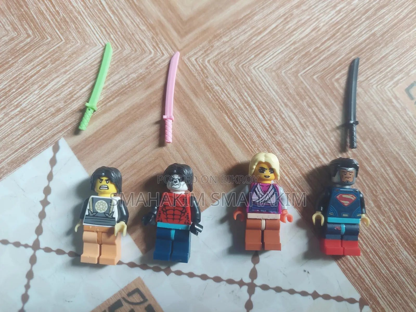8 Pc Lego With Sword