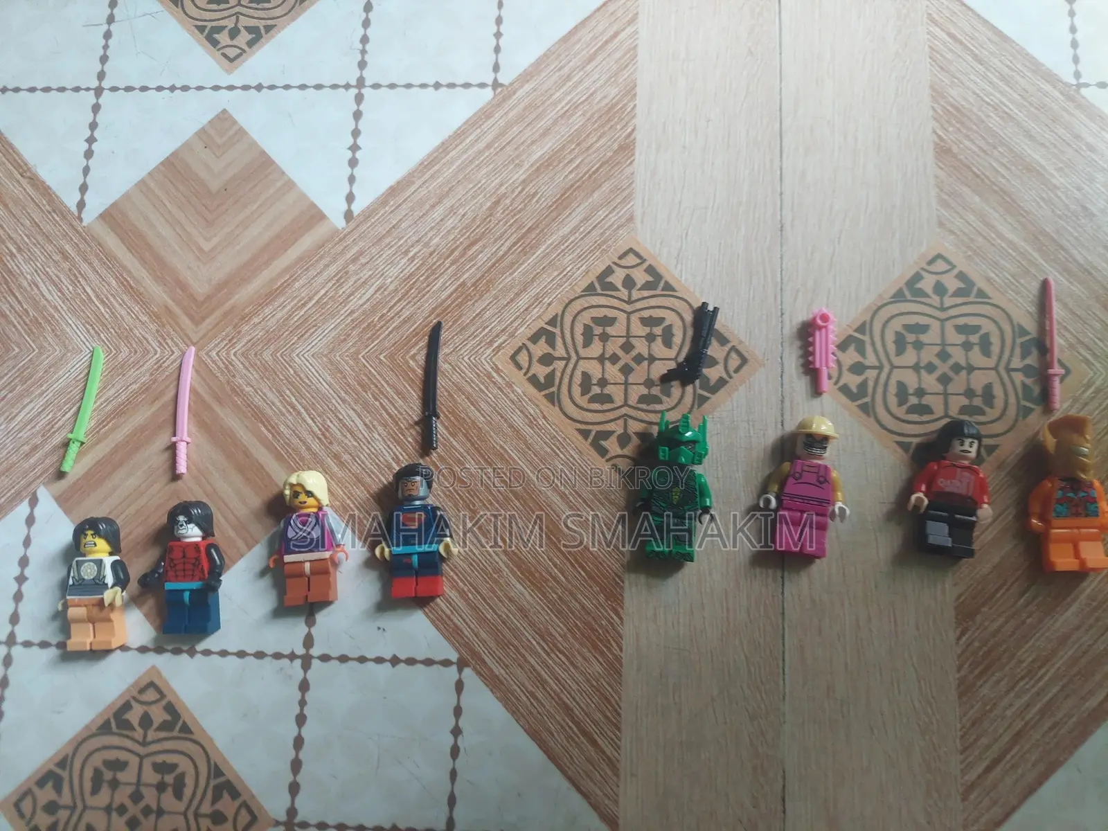 8 Pc Lego With Sword