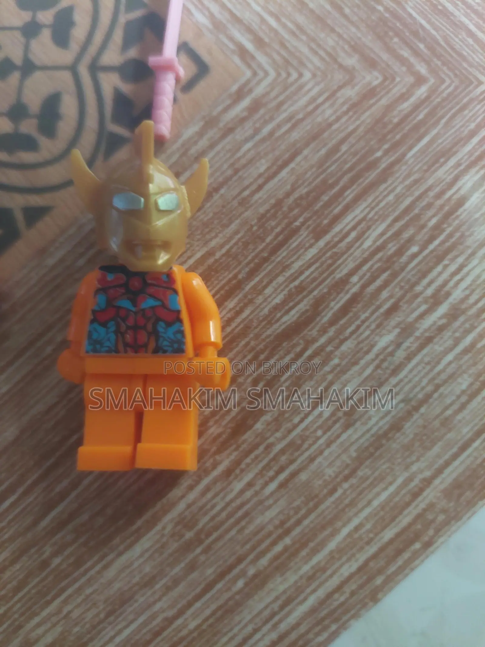 8 Pc Lego With Sword