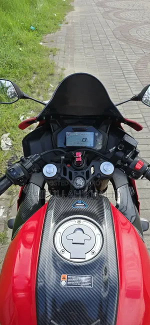 Yamaha 2022 Red