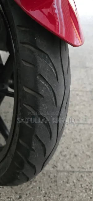 Yamaha 2022 Red