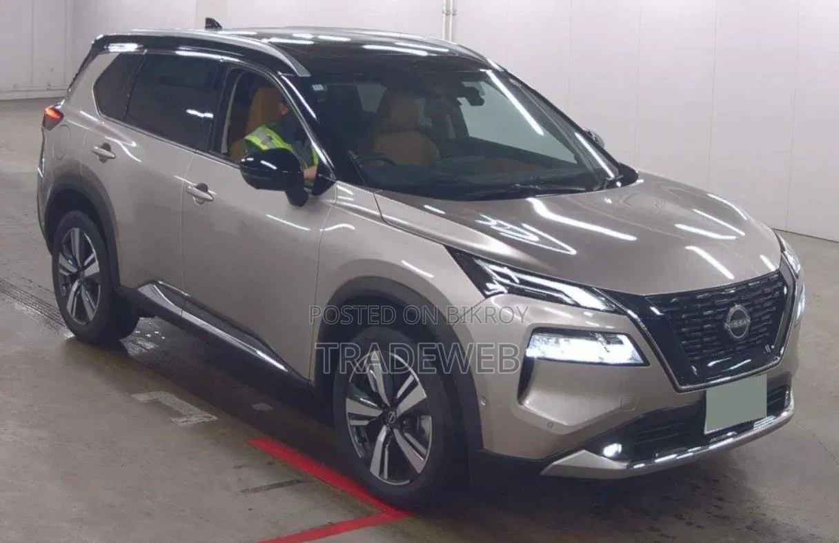 Nissan X-Trail 2024 Beige