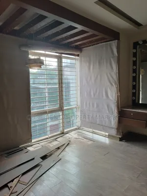 4 Bedroom Apartment in Baridhara for sale