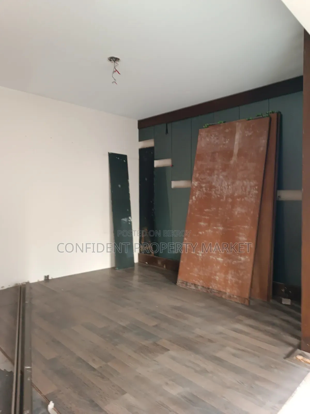 4 Bedroom Apartment in Baridhara for sale