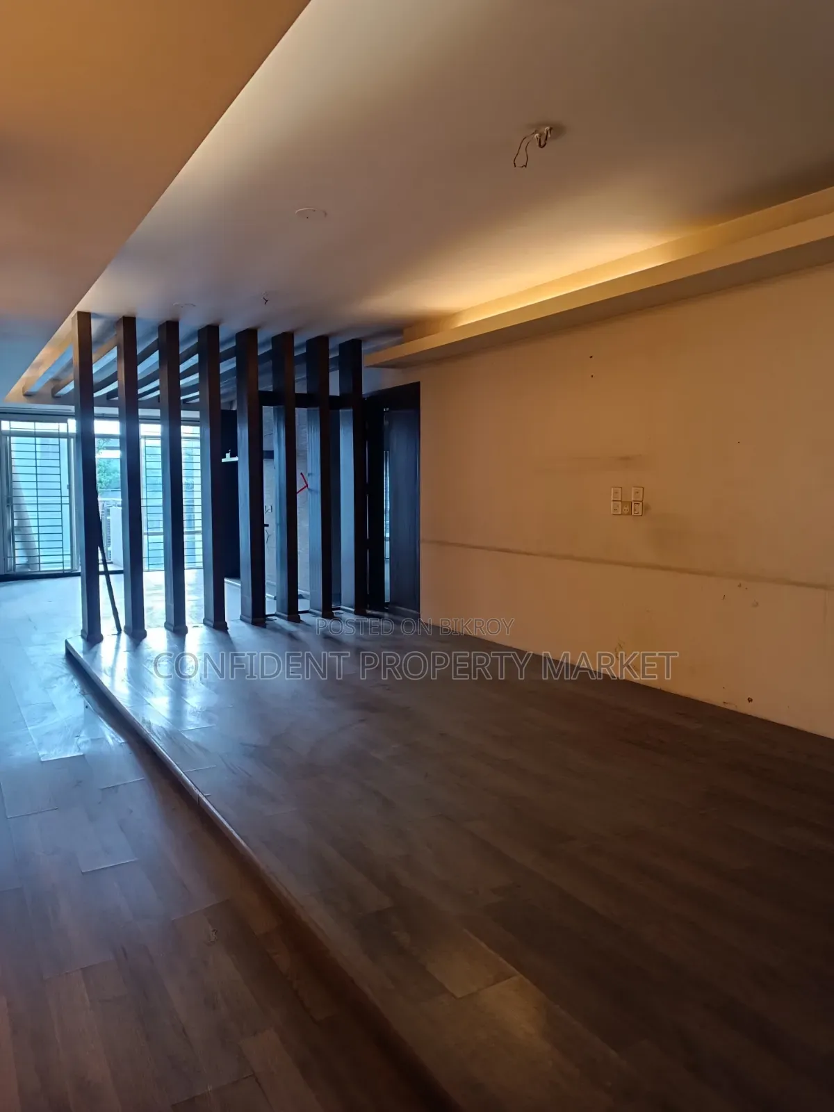 4 Bedroom Apartment in Baridhara for sale