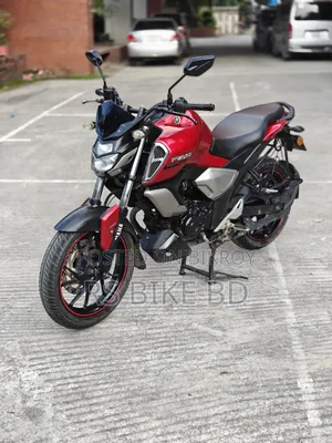 ইয়ামাহা এফজেডএস ভি৩ ২০২২ লাল