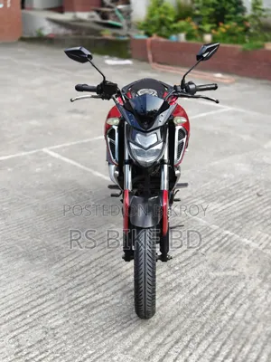 ইয়ামাহা এফজেডএস ভি৩ ২০২২ লাল