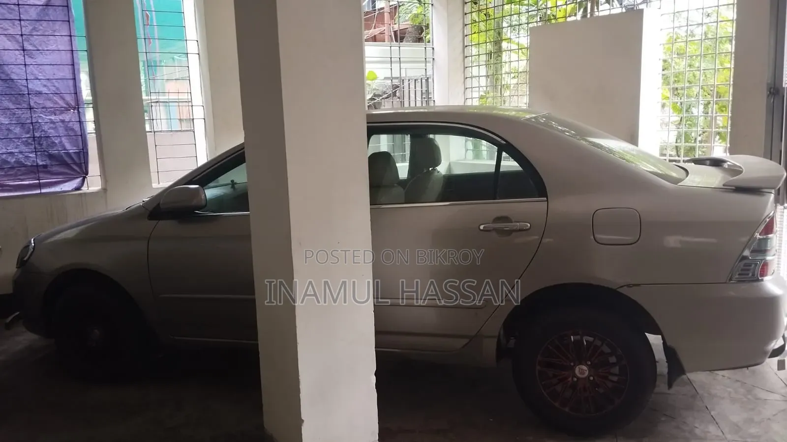 Toyota Corolla Sedan 2001 Gold