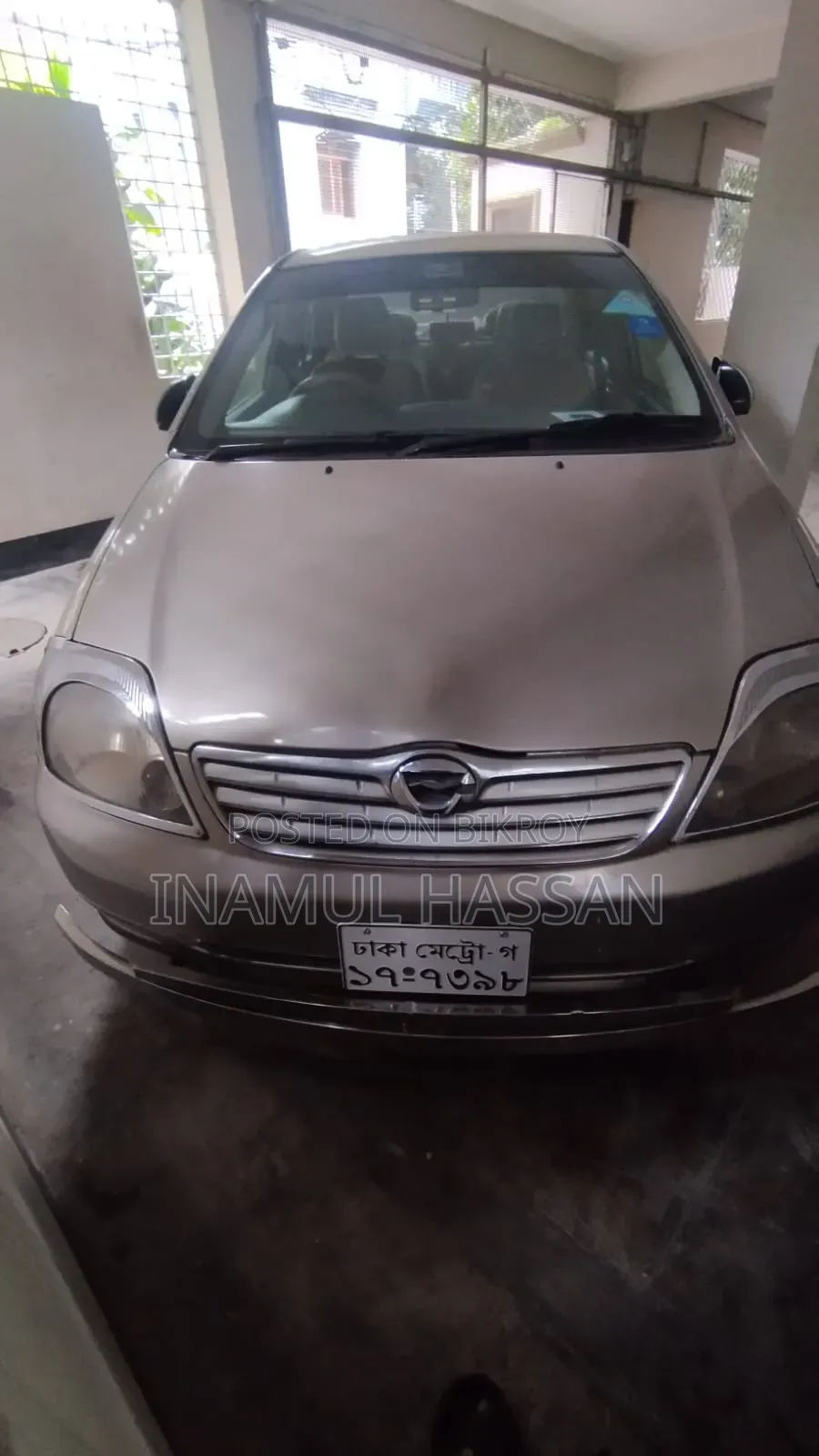 Toyota Corolla Sedan 2001 Gold