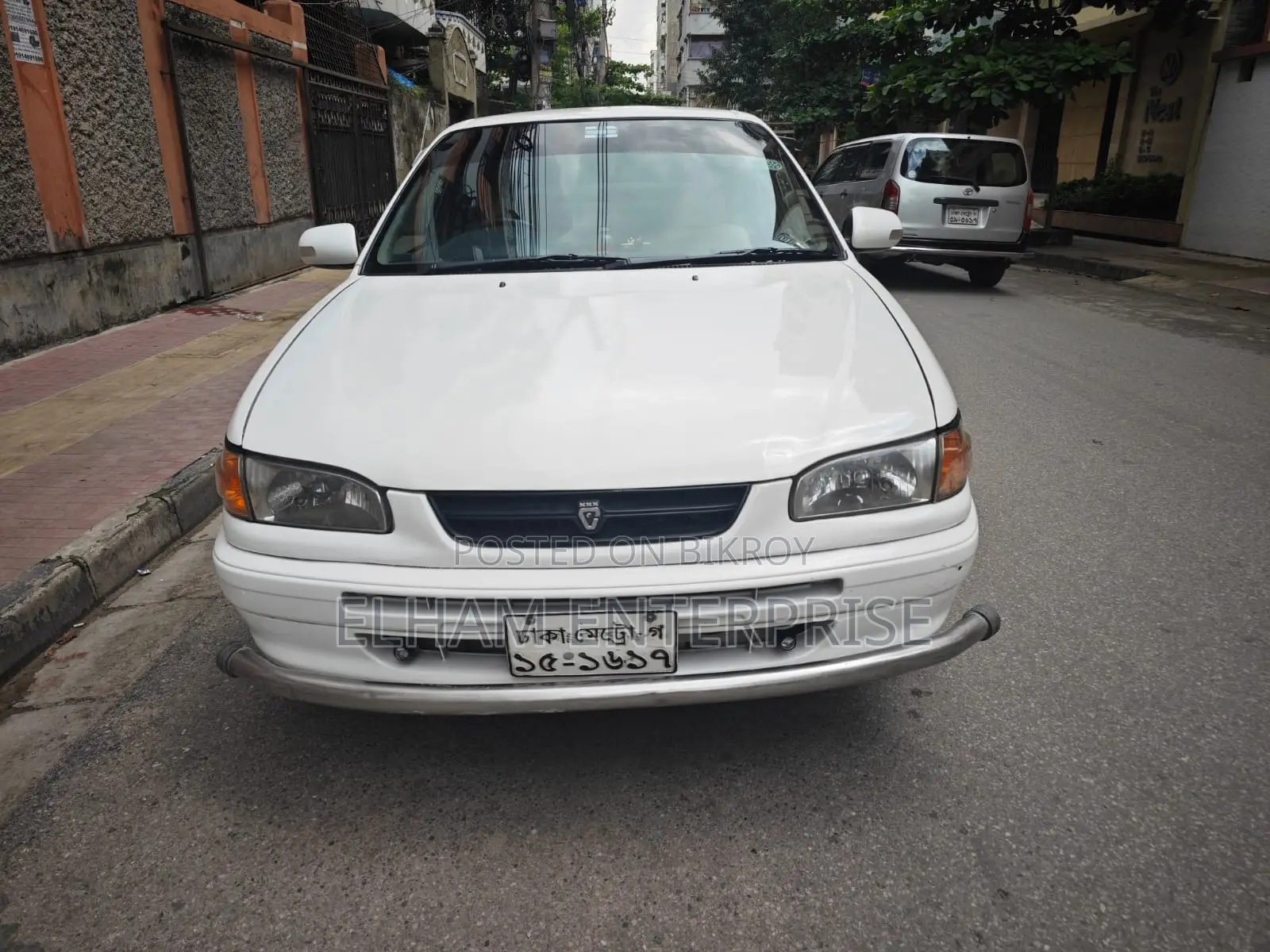 টয়োটা করোল্লা অটোমেটিক ১৯৯৭ সাদা