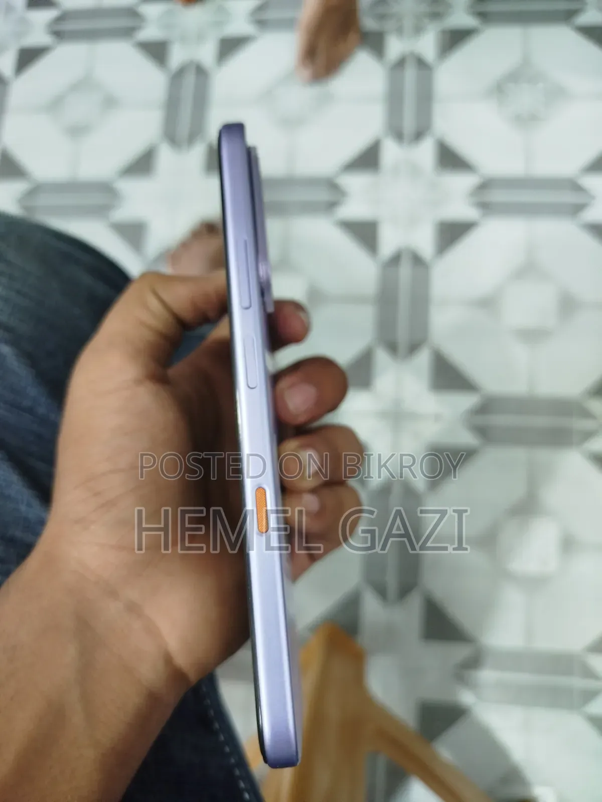New Infinix Hot 70 128 GB Purple