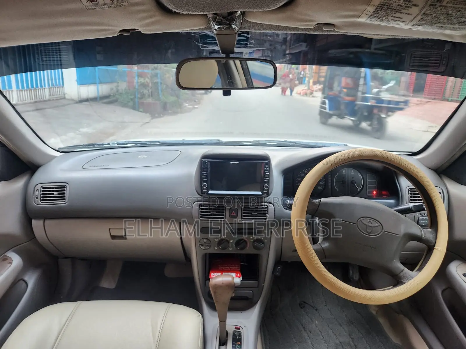 Toyota Corolla Automatic 1997 White