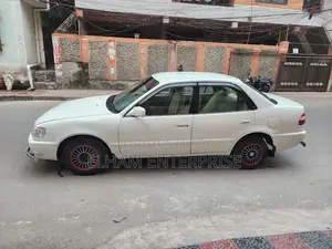 Toyota Corolla Automatic 1997 White