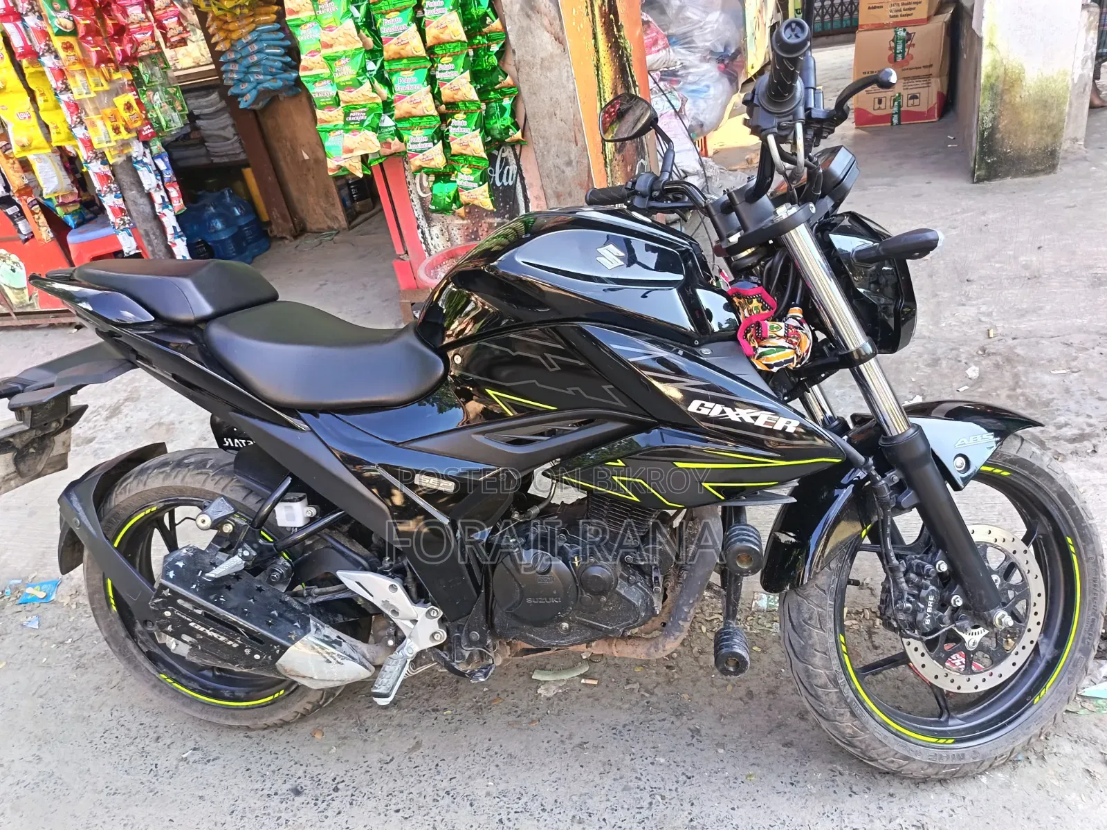 সুজুকি জিক্সার এসএফ ২০২৬ ব্ল্যাক