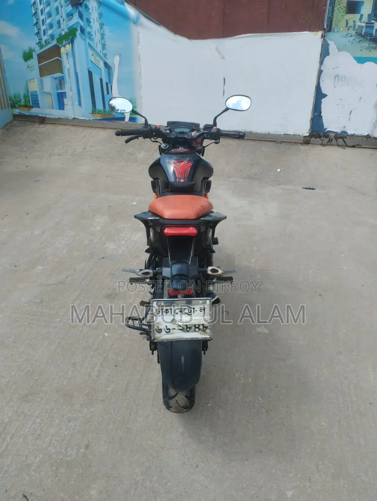 Runner Bolt 165R 2022 Black