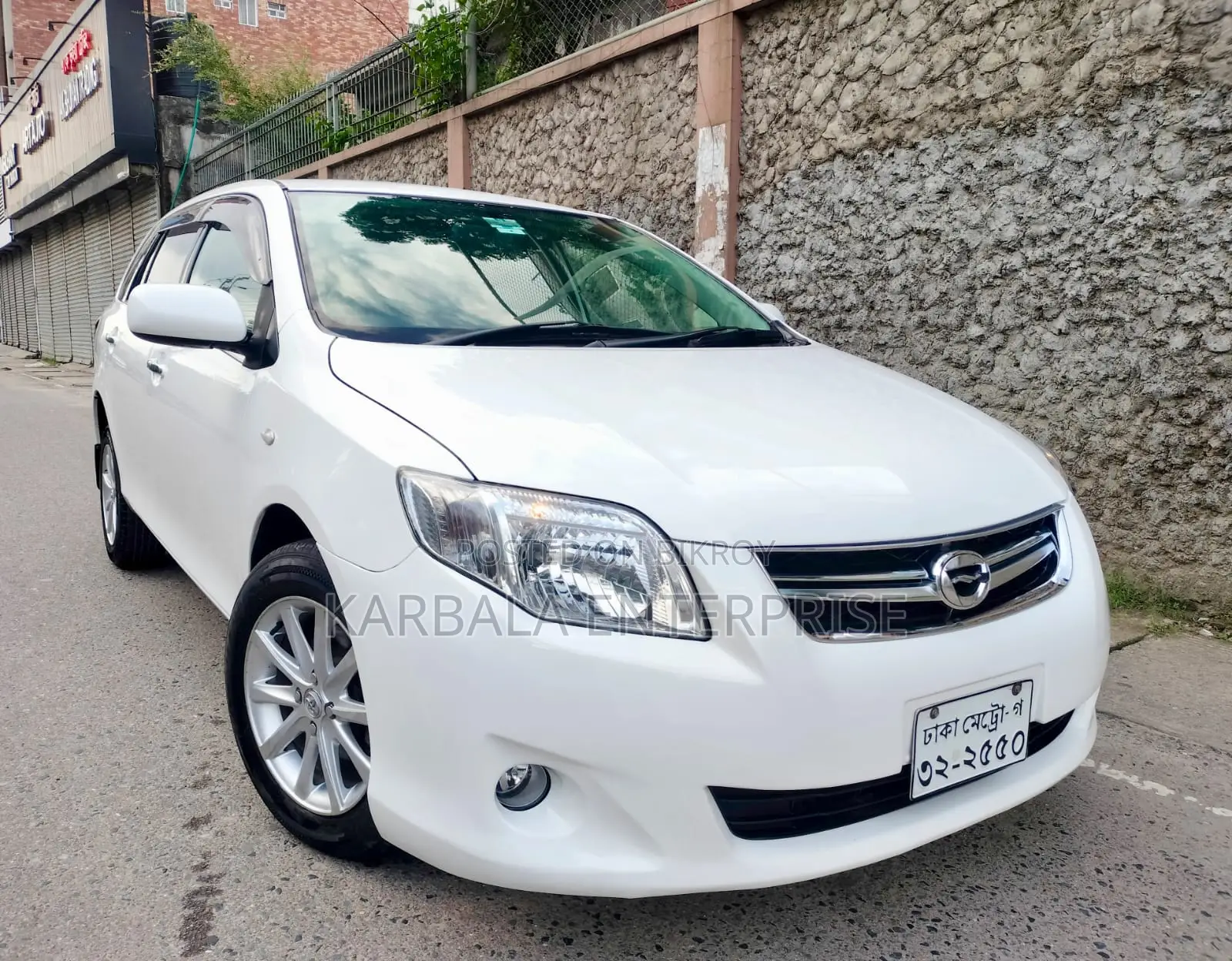 Toyota Corolla Fielder 1.5 Petrol Front-Wheel Drive 2011 White