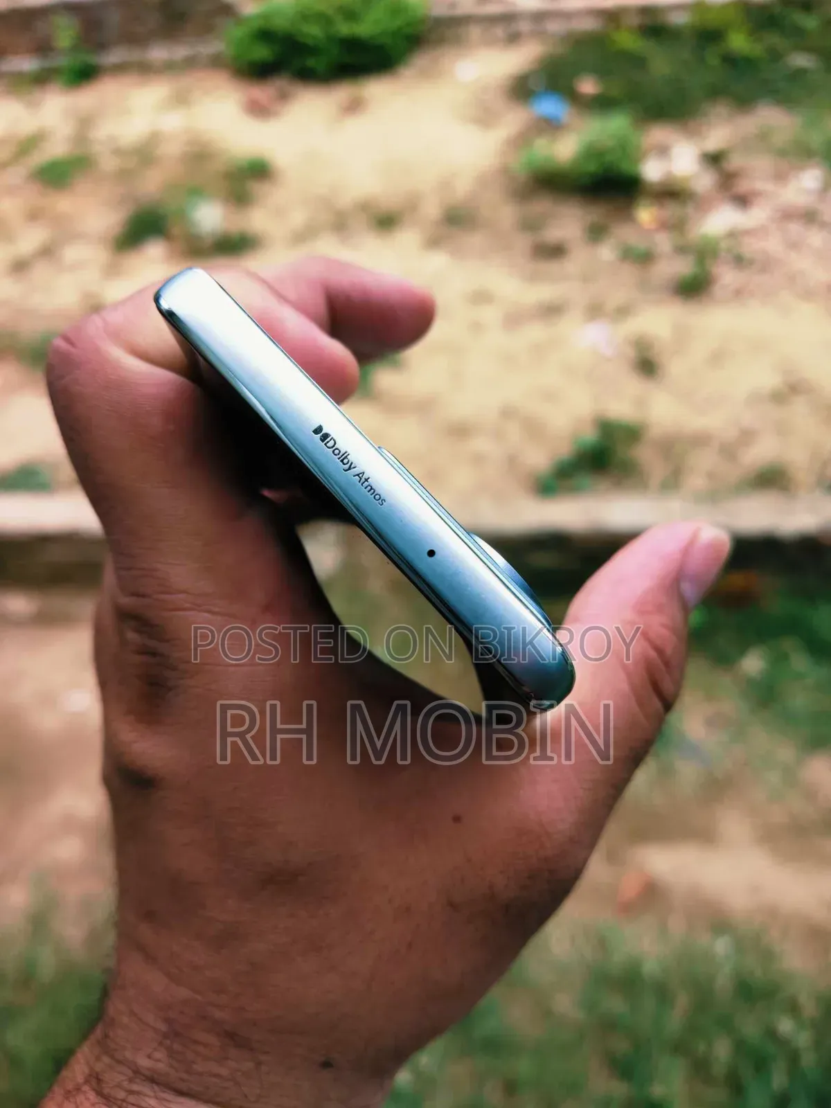 মোটোলোরা এজ ৪০ নিও ১২৮ জিবি নীল