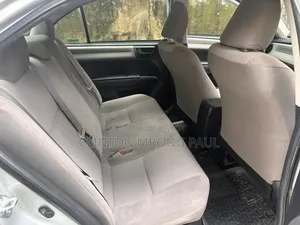 টয়োটা এক্সিও ২০১৩ সিলভার