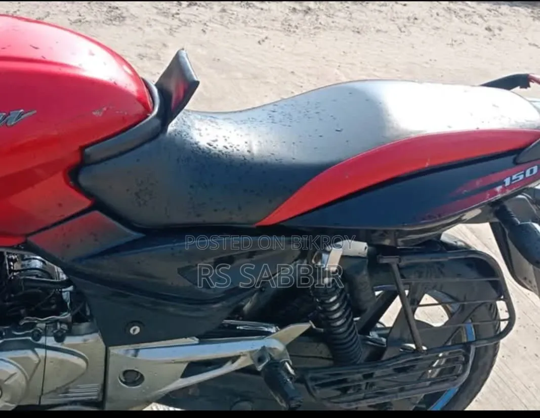 Bajaj Pulsar 150 2012 Red