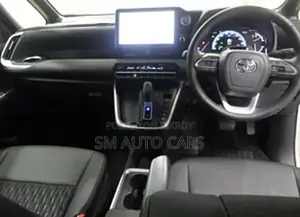 Toyota Noah 2023 Pearl