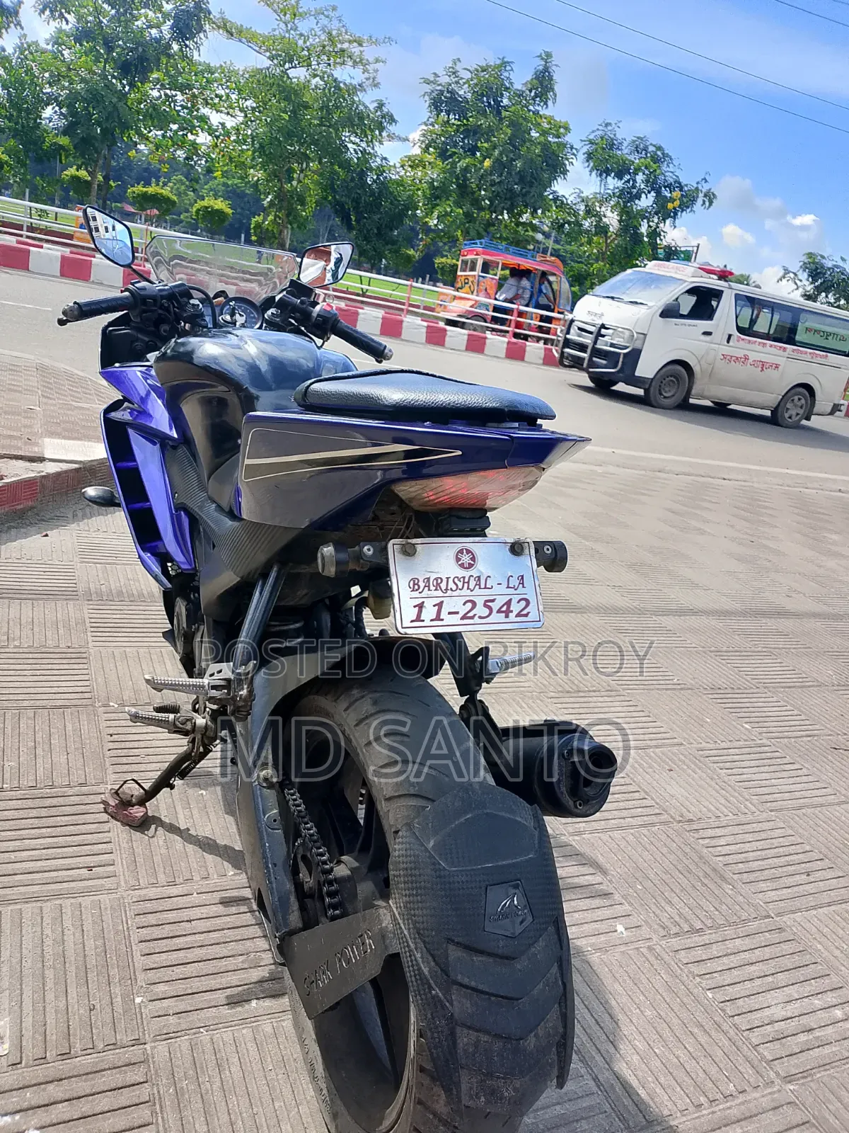 Yamaha 2011 Blue
