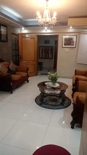 বসুন্ধরায় সাজানো ৫ বেডরুমের অ্যাপার্টমেন্ট বিক্রয়