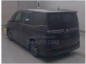 Toyota Voxy 2022 Black