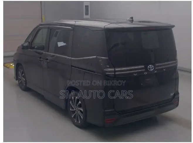 Toyota Voxy 2022 Black