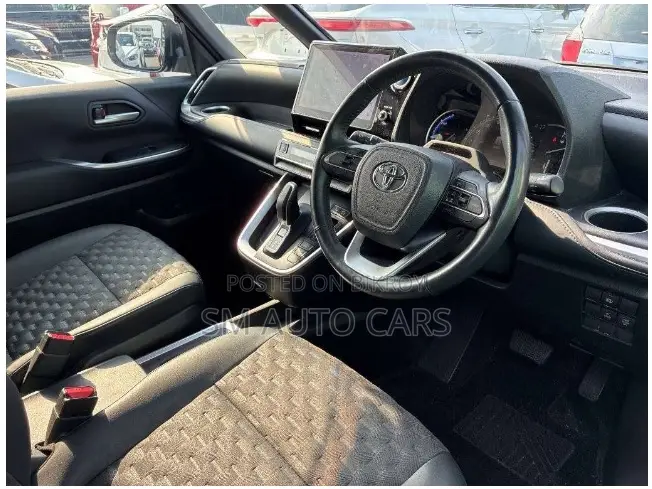 Toyota Voxy 2022 Black