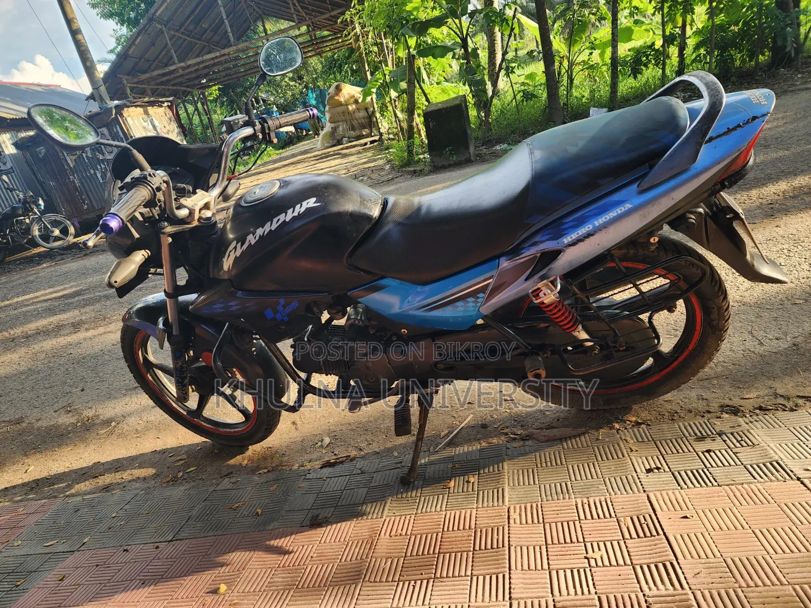 হিরো গ্ল্যামার ২০১৫ কালো