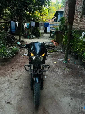 বাজাজ পালসার ১৫০ ২০২১ কালো