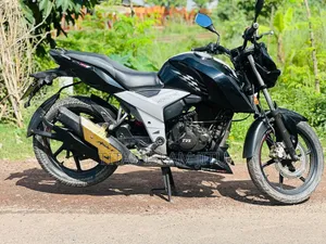 টিভিএস আপাচে ১৬০ ৪ভি ২০১৯ ব্ল্যাক
