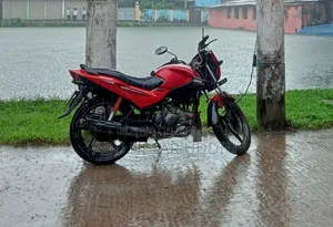 হিরো গ্ল্যামার ২০১৩ রেড
