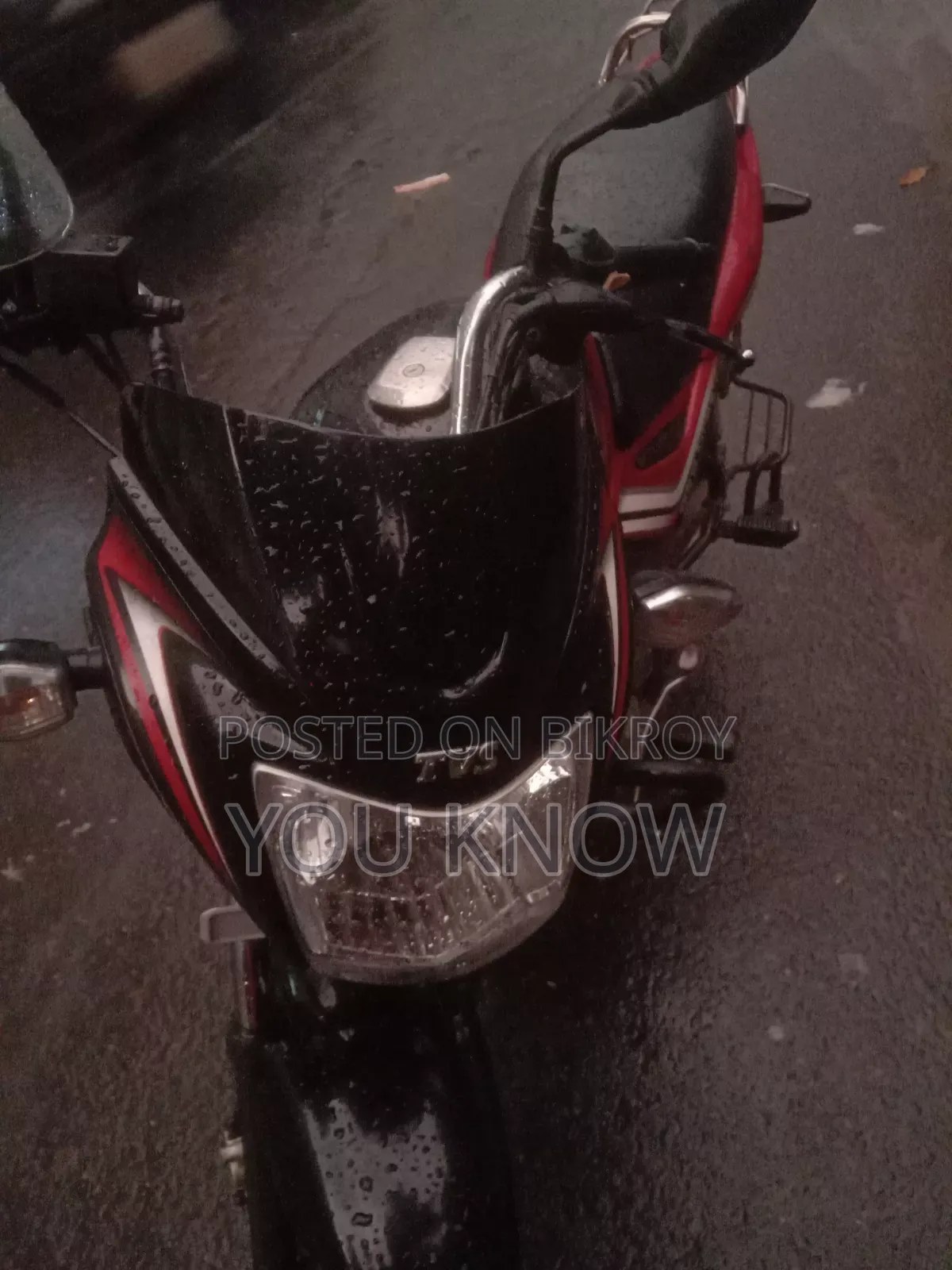 টিভিএস মেট্রো প্লাস ২০১৮ কালো