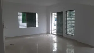 বনানী সাউথে ২২০০ বর্গফুটের অফিস স্পেস ভাড়ার জন্য উপলব্ধ