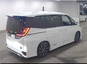 Toyota Noah 2023 Pearl